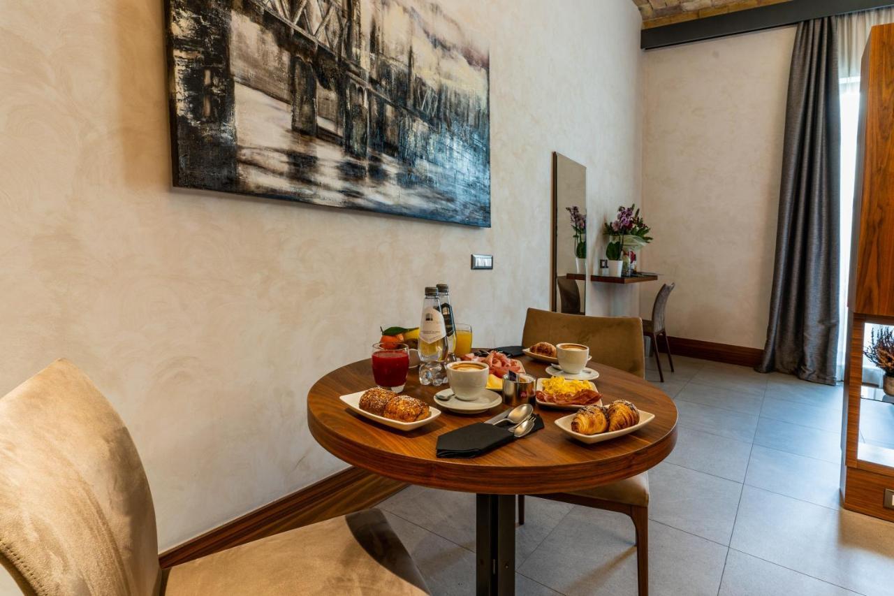 Apart-hotel Gasometer Urban 5*