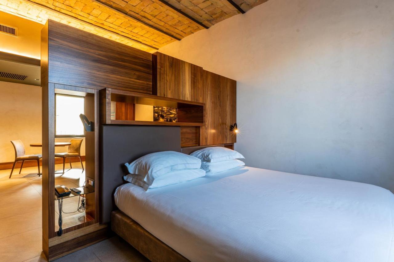 Apart-hotel Gasometer Urban 5*